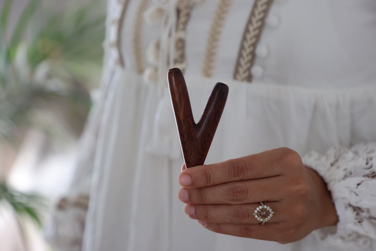 Wooden Kuripe Self Applicator