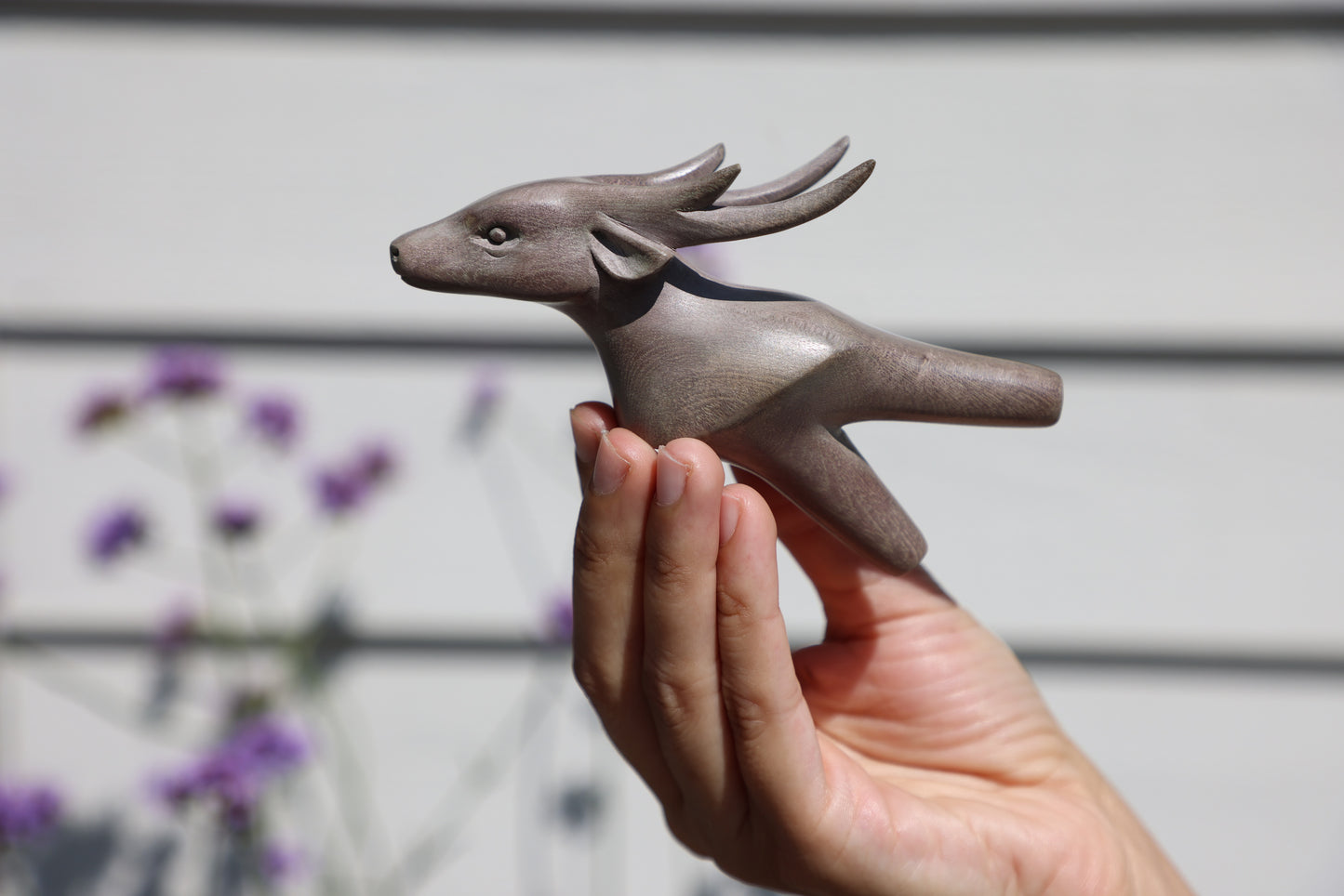 Wooden Kuripe Deer Self Applicator
