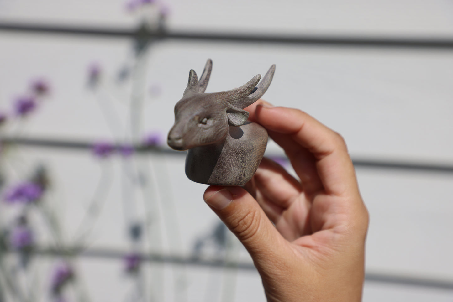 Wooden Kuripe Deer Self Applicator