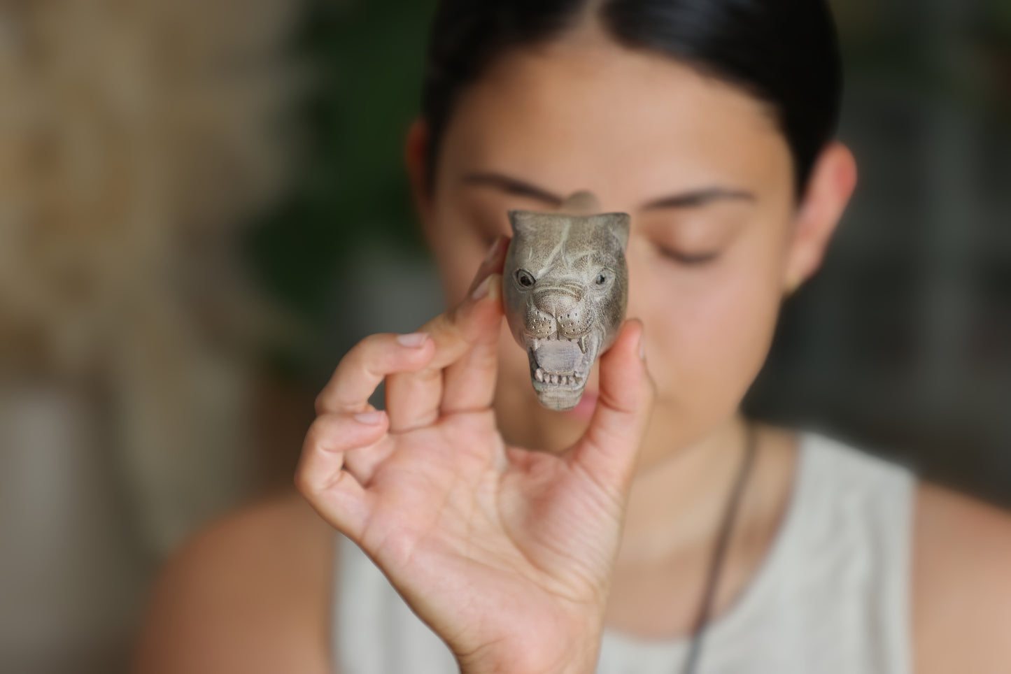 Wooden Kuripe Jaguar Self Applicator